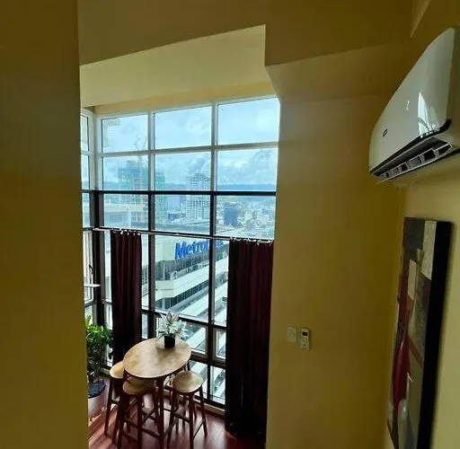 Huge & Vibrant 2 Bedroom Unit In * Cebu