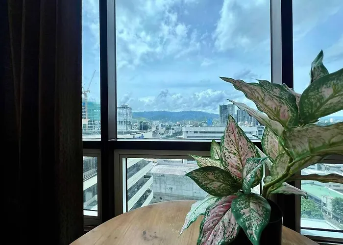Huge & Vibrant 2 Bedroom Unit In * Cebu